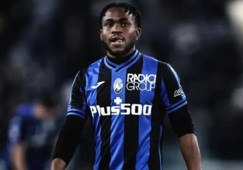 “Liverpul” Slotun xahişi ilə ilk transferini hazırlayır