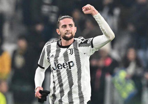 “Milan” “Yuventus”un futbolçusunu satın almaq istəyir