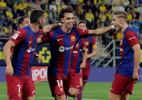 Feliks “Barselona” tarixinin ən yaxşı oyunçusunu açıqladı