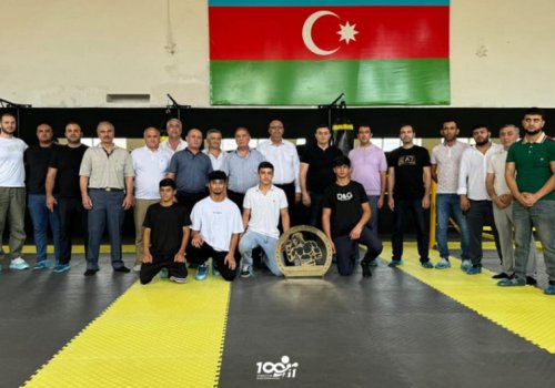 Xırdalanda yeni boks zalının açılışı olub