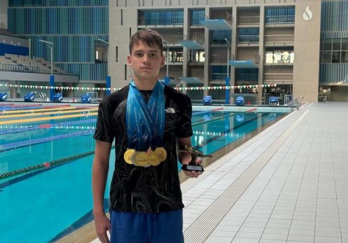 Azərbaycan üzgüçüsü beynəlxalq yarışda 7 medal qazanıb