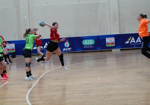 “Azəryol” və “Kür”dən qələbə