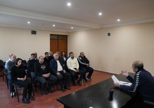 AHF-dən məşqçilər üçün seminar