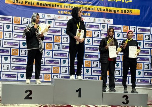 Azərbaycan badmintonçusu İranda gümüş medal qazanıb