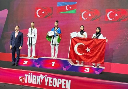 Dadaşovadan beynəlxalq turnirdə qızıl medal