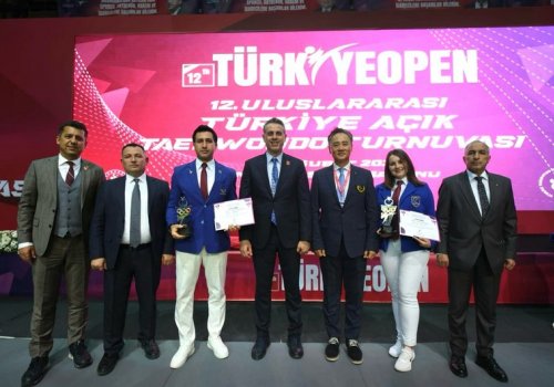 Azərbaycanlı referi Türkiyədəki yarışın ən yaxşı hakimi seçildi