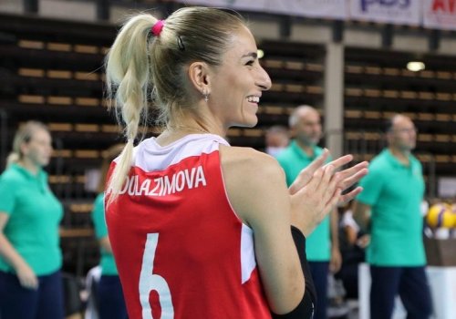 “Beşinci dəfə Macarıstan Kubokunun qalibi olduğum üçün sevincliyəm” - Abduləzimova