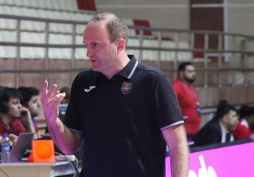 “Məğlubiyyətlərə görə oyunçularda psixoloji cəhətdən problem yaranır”