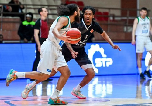 “Neftçi” “Sərhədçi”yə qalib gəldi