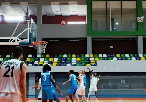 Müntəzəm mövsümdə sonuncu tura start verilib