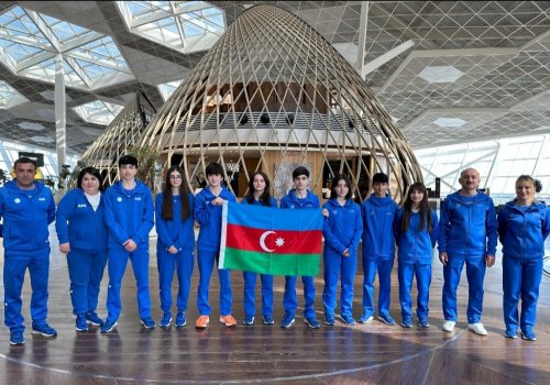 Stolüstü tennisçilər Gimnaziadaya yollandılar