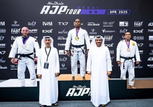 Azərbaycan idmançılarından Dubayda iki medal