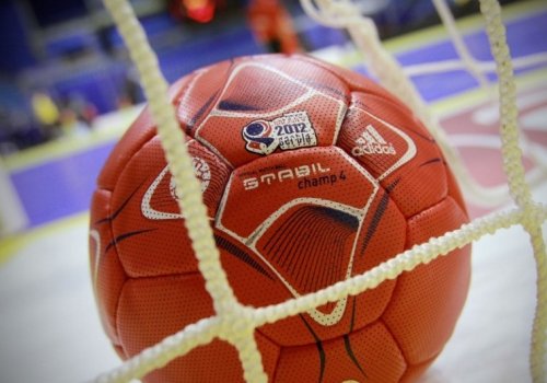 “Dinamo” və “Təhsil”dən heç-heçə