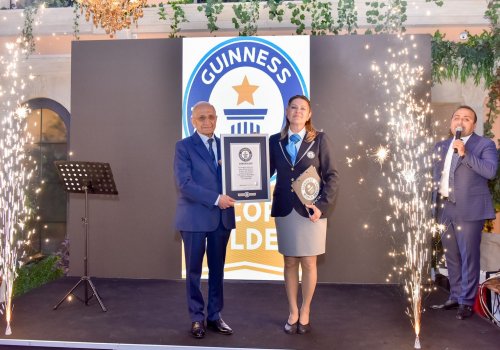 Azərbaycanlı hakimin adı Ginnesin Rekordlar Kitabına daxil edilib