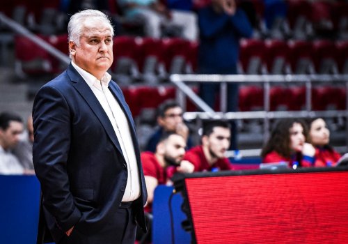 “Kritik anlarda bəsit səhvlər etdik”