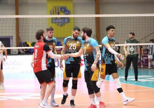 “Xilasedici” ilk oyunda qələbə qazandı