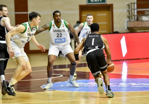 İki yarımfinalçı müəyyənləşdi