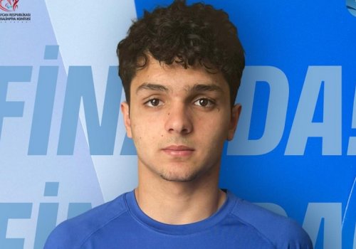 Azərbaycan paraüzgüçüsü Fransadakı yarışda finala yüksəldi