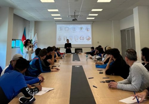 AMADA Atıcılıq Federasiyasının üzvləri üçün seminar keçirib