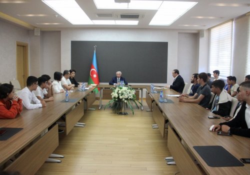 Beynəlxalq yarışların medalçıları mükafatlandırılıb