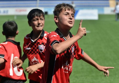 Bizə belə futbol lazım deyil!