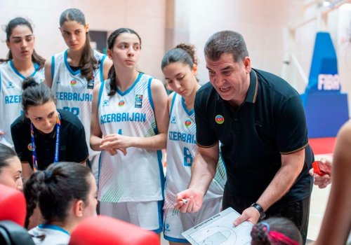 Azərbaycan millisi Avropa çempionatına qələbə ilə başladı