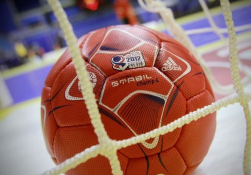 “Kür” bir neçə həndbolçu ilə vidalaşdı