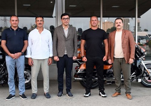 Fərid Qayıbov moto klubların fəaliyyəti ilə tanış olub