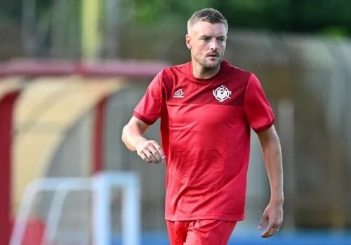 Vardi “Kremoneze”yə keçidini şərh etdi