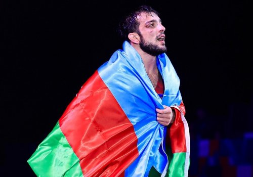 Ülvü yenidən dünya çempionu oldu, Murad bürünc medal qazandı