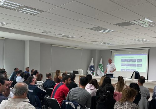 Voleybol hakimləri üçün seminar keçirildi