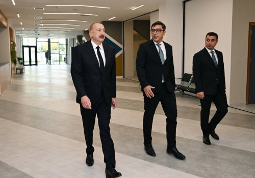 İlham Əliyev Yevlax Olimpiya İdman Kompleksinin açılışında iştirak edib