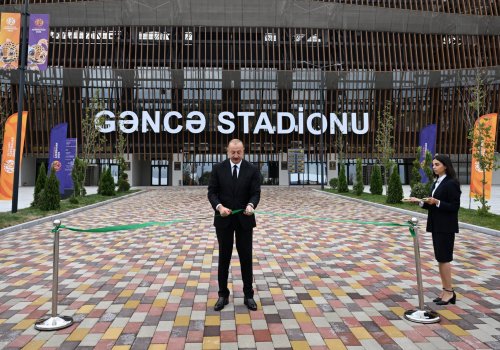 Prezident İlham Əliyev Gəncə şəhər stadionunun açılışında iştirak edib