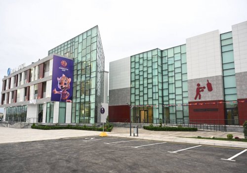 Yevlax Olimpiya İdman Kompleksi 1100 tamaşaçı tutumuna malikdir