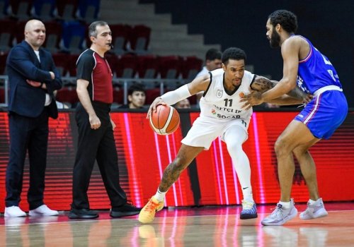 “Neftçi” “Abşeron Lions”a uduzdu