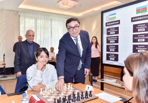 Azərbaycan və Özbəkistanın seçmə matçına start verilib