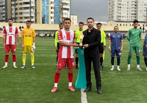 2-ci Liqada ötən ayın ən yaxşı qolunun müəllifi mükafatlandırıldı