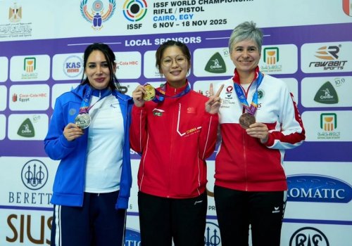 Azərbaycan atıcısı DÇ-də gümüş medal qazandı