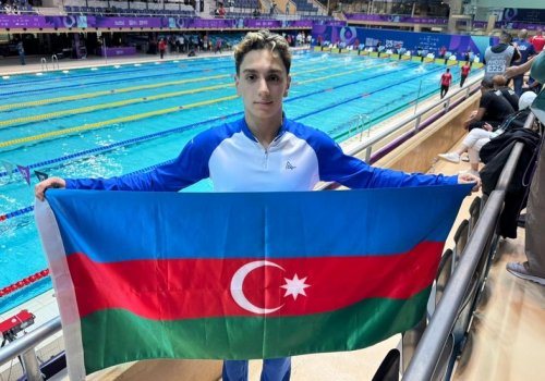 Azərbaycan üzgüçüsü İslamiadada bürünc medal qazandı