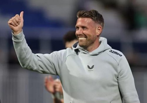 “Vulverhempton” baş məşqçi vəzifəsinə namizəd müəyyənləşdirdi