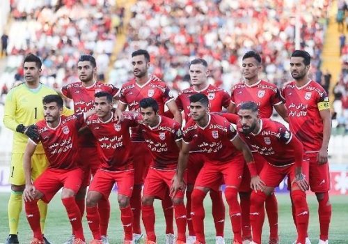 “Traktor” öz meydanında uduzdu