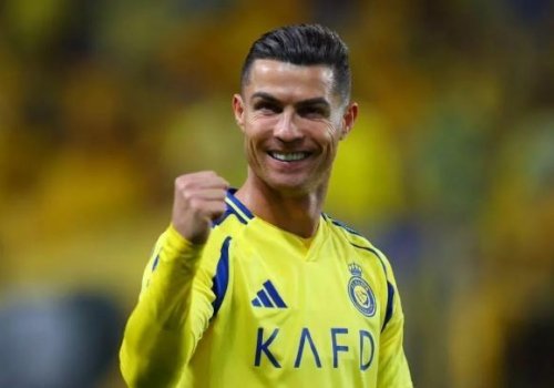 Ronaldo qollarının sayını 953-ə çatdırdı