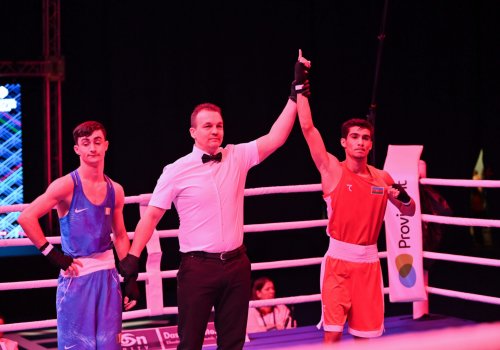 Azərbaycan boksçusu AÇ-nin finalında!