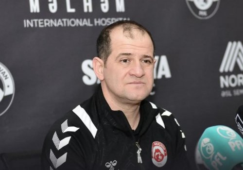 “Son 5-6 oyunda komandamı tanıya bilmirəm” - Baxşıyev