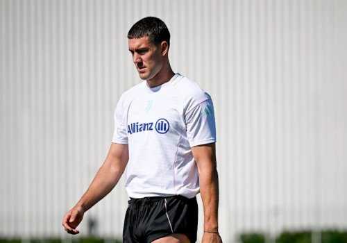 “Yuventus”un futbolçusu əməliyyat olundu