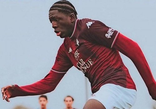 “Çelsi” “Mets”in hücumçusu ilə maraqlanır