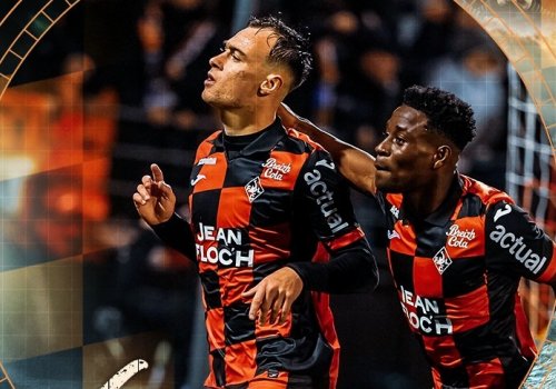 “Loryan”la “Anje”yə bir qol bəs etdi