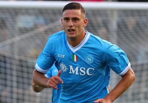 “Napoli” hücuçusunun xidmətində maraqlı deyil