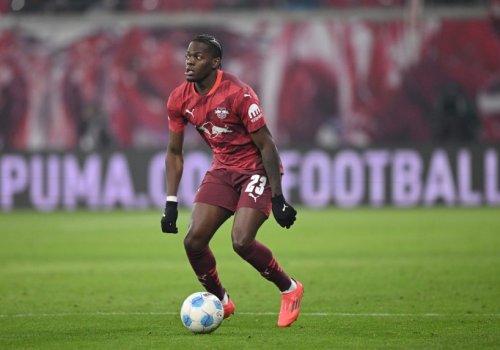 “Bayern” “Çelsi”nin transfer hədəfinə göz qoyur