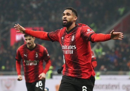 “Milan”ın yarmmüdafiəçisi “rossoneri”dən ayrılmaq istəyir